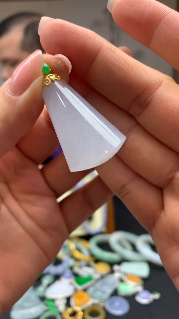 【闪购商品】翡翠颈饰18K金镶嵌3-天然翡翠