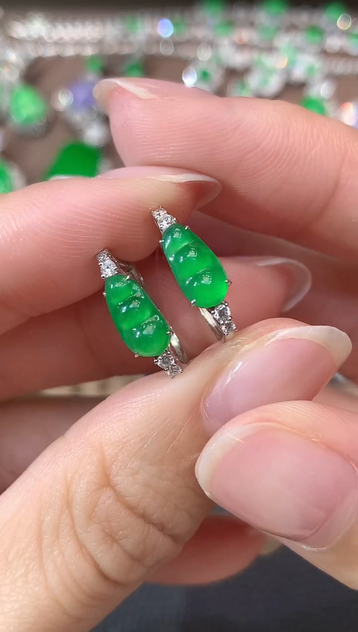 18K金镶嵌翡翠耳饰D4