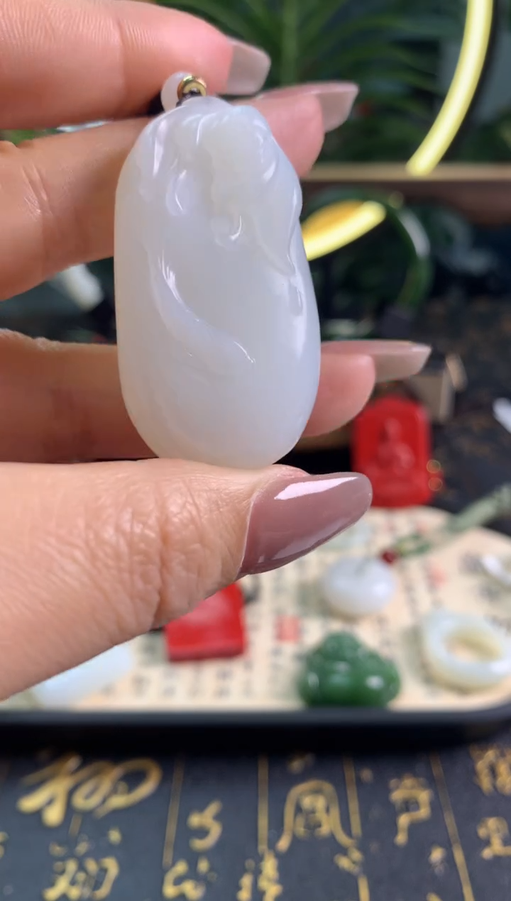 和田玉未镶嵌颈饰博古玉石新疆和田玉-莲年有余
