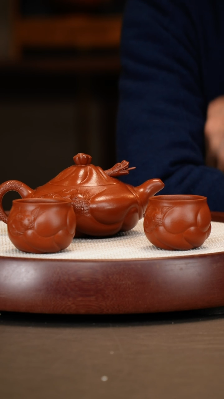 【闪购商品】紫砂茶壶【鲍宜明】大红袍 鱼化龙套组
