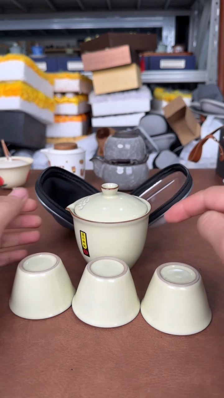 【闪购商品】新春旅行茶具清清清！！！