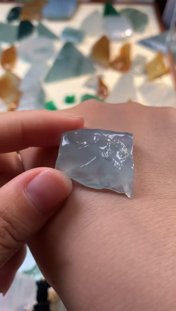【闪购商品】翡翠颈饰未镶嵌吊坠