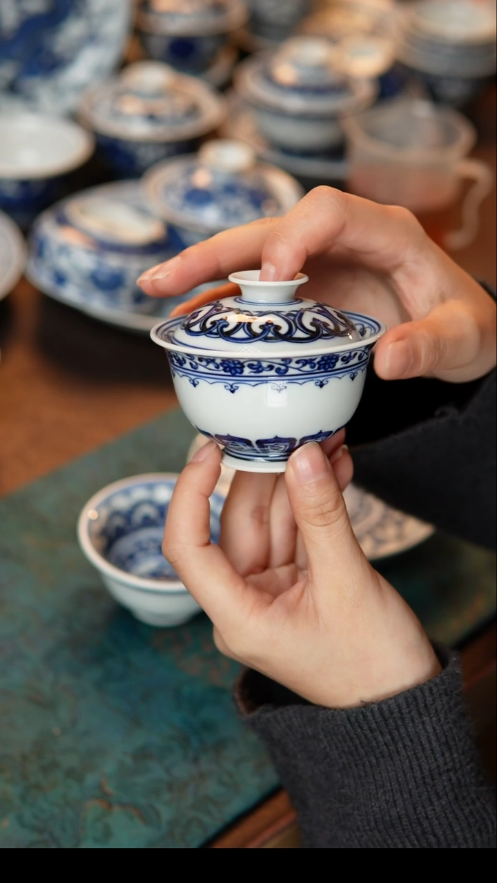 其他陶瓷宝象小盖碗