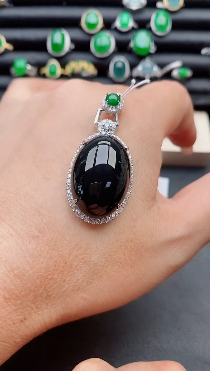 【闪购商品】翡翠吊坠(赠链)银S925镶嵌321312