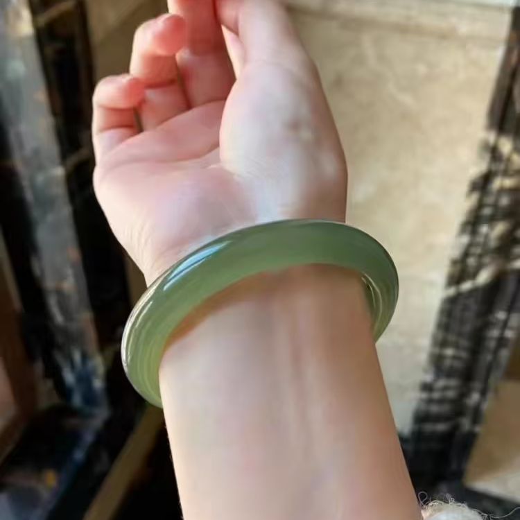 19青海湖水绿正圈女款百搭