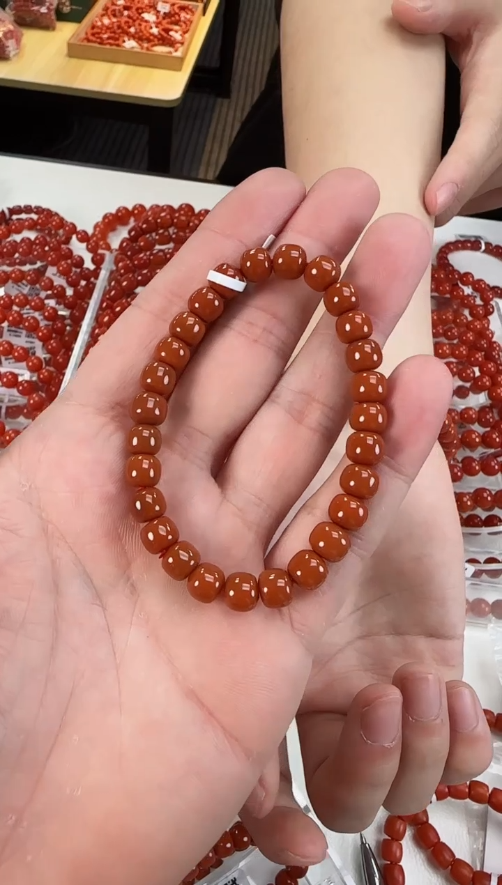 【闪购商品】南红玛瑙瓦西老型手串7+未镶嵌一个/条