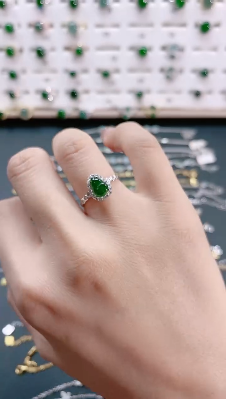 【闪购商品】翡翠戒指银S925镶嵌天然翡翠