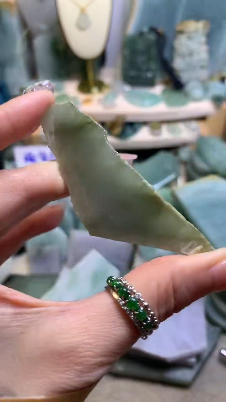 【闪购商品】翡翠挂件未镶嵌缅甸A货翡翠，没有运费险