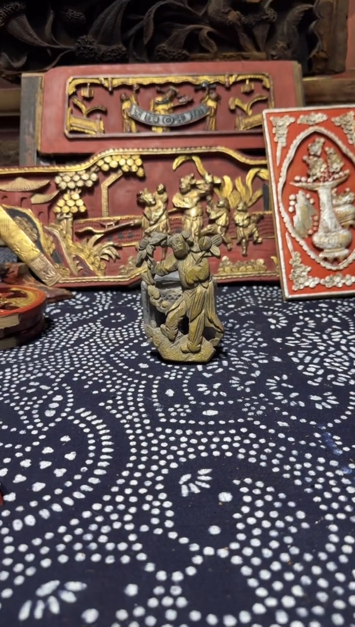 香榧木咕***羽老木雕老物件