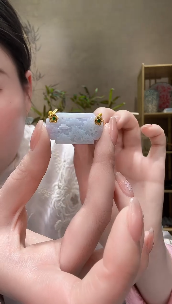 【闪购商品】翡翠颈饰未镶嵌吊坠