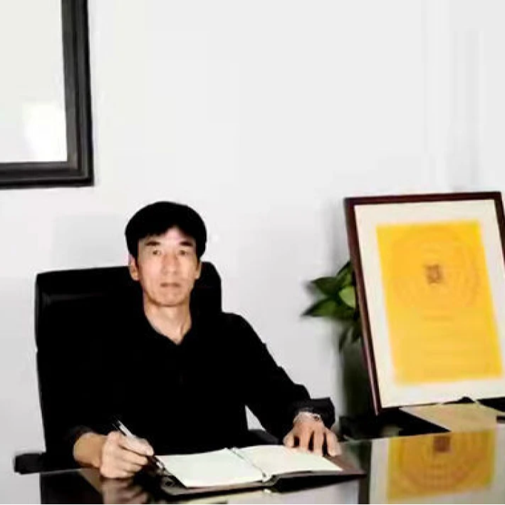 艺术家吴新欢书法折扇作品欣赏