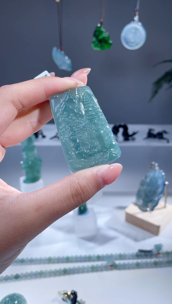 【闪购商品】翡翠颈饰未镶嵌天然A货翡翠山水牌