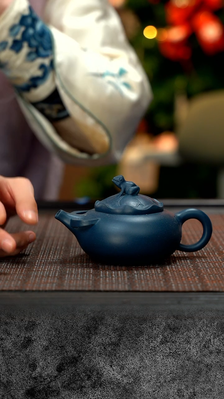 【闪购商品】紫砂茶壶厂绿 牛角青蛙 YJJ