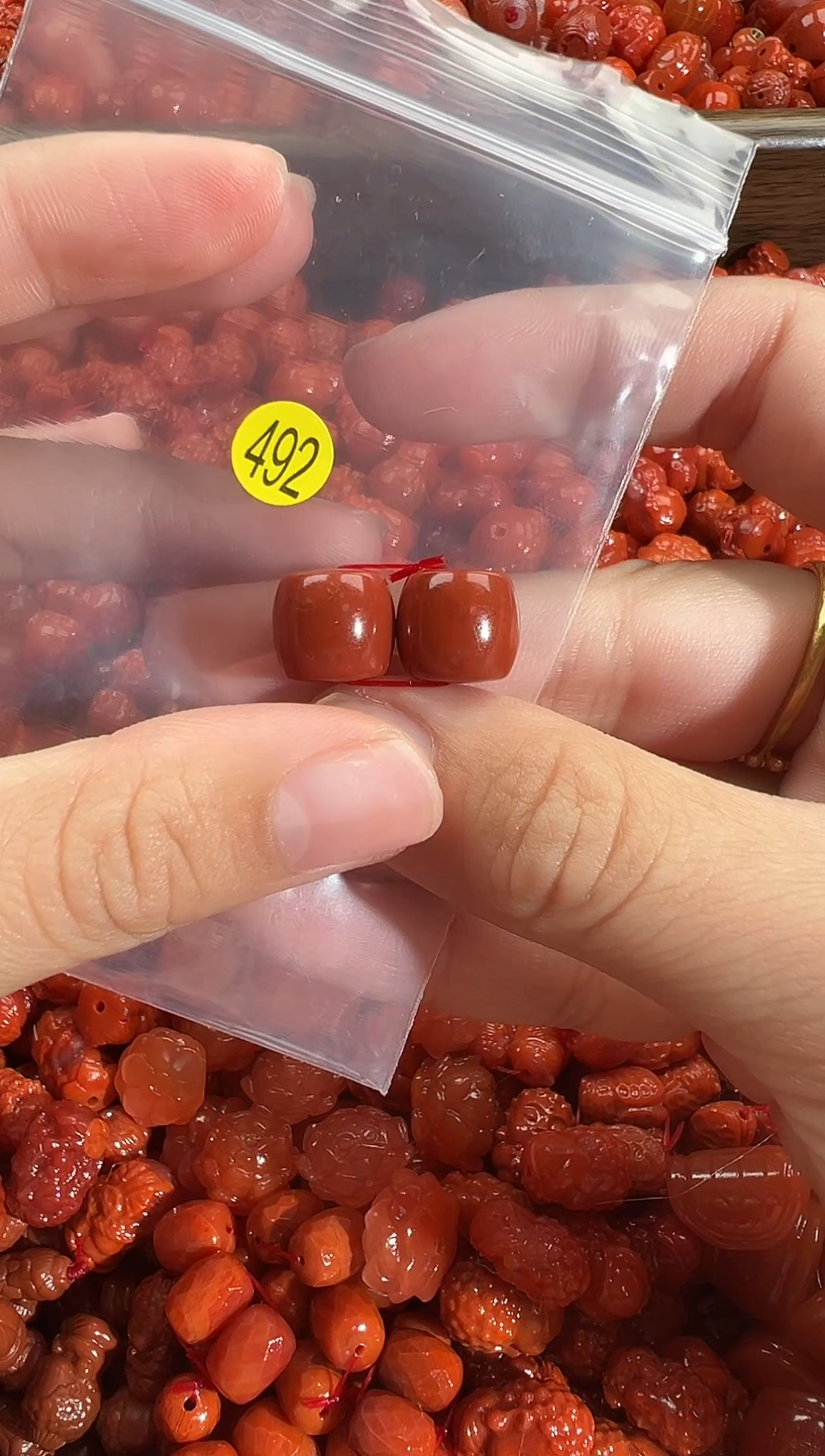 颈饰未镶嵌南红玛瑙1