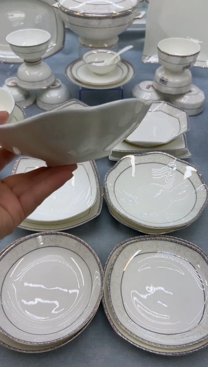 骨瓷玲珑7菊花2个  