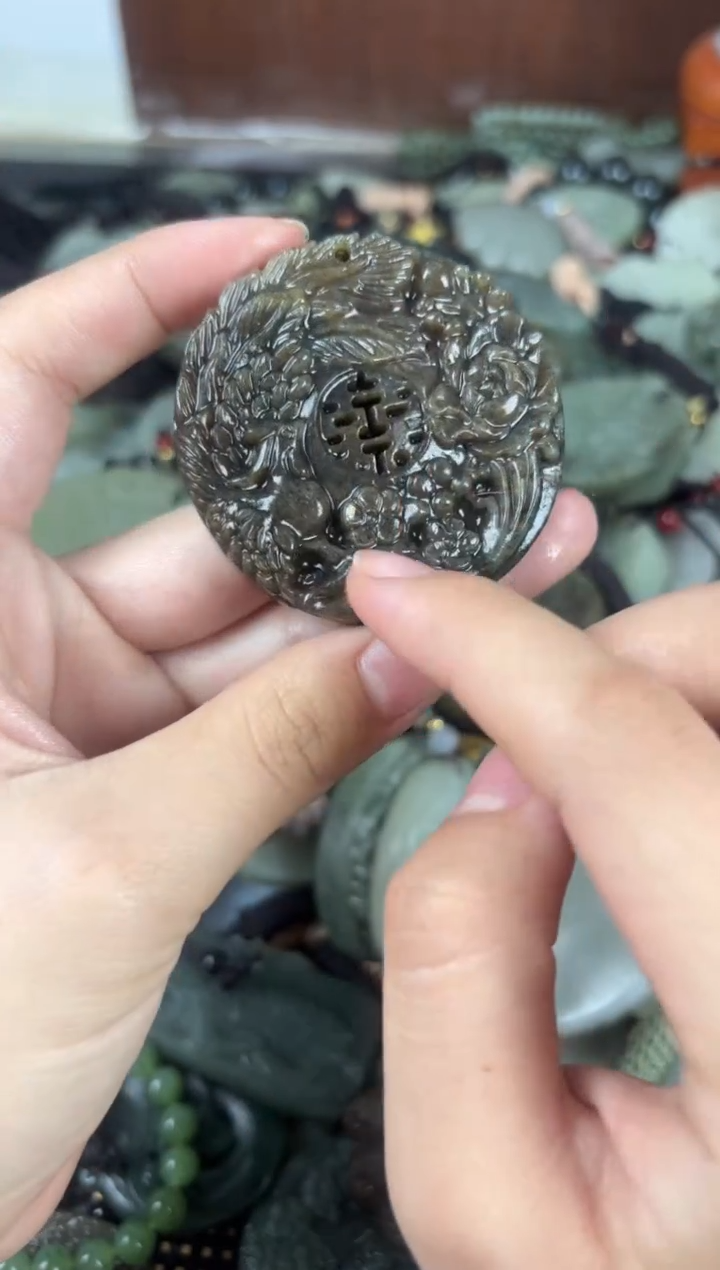 【闪购商品】和田玉颈饰未镶嵌1