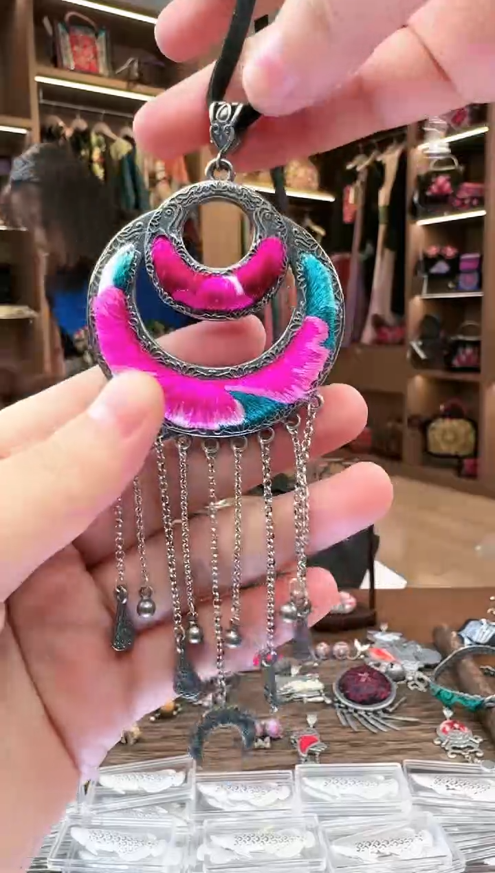 【闪购商品】织绣530黔东南苗族刺绣