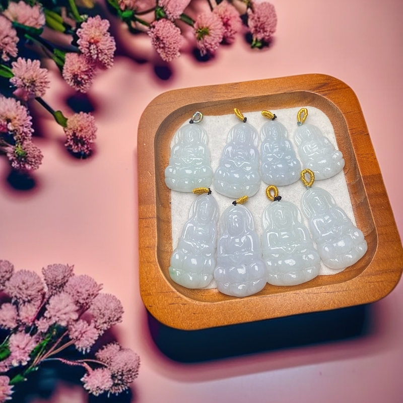 翡翠吊坠小观音单件价多样性发其一