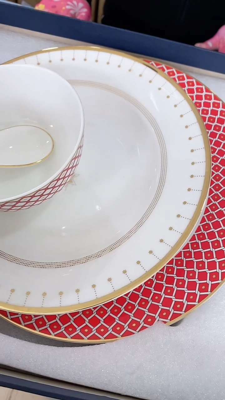 瓷片锅碗瓢盆一件不留@@1