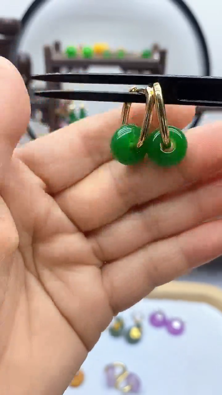 石英质玉（非洲翠）14K金镶嵌耳饰50