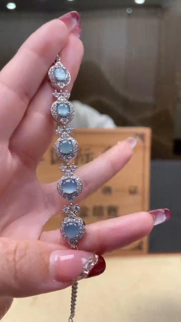 【闪购商品】翡翠颈饰未镶嵌      *A46 (只发一件)