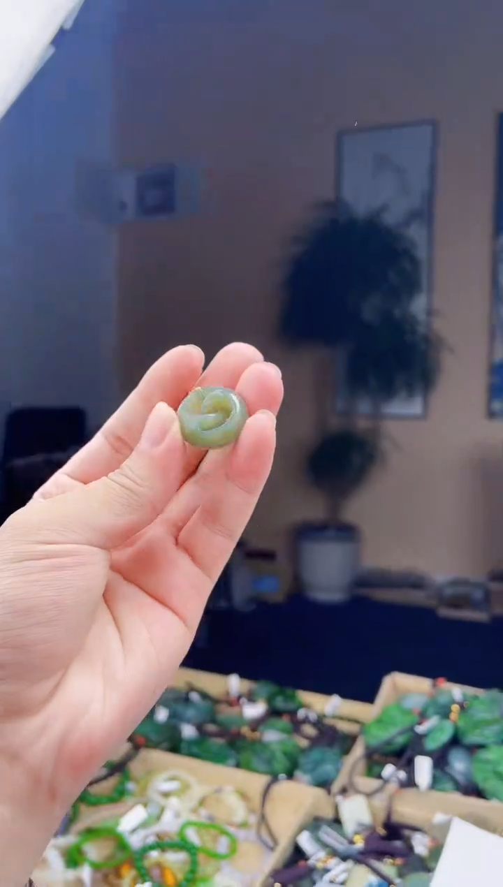 玉未镶嵌拍一发一