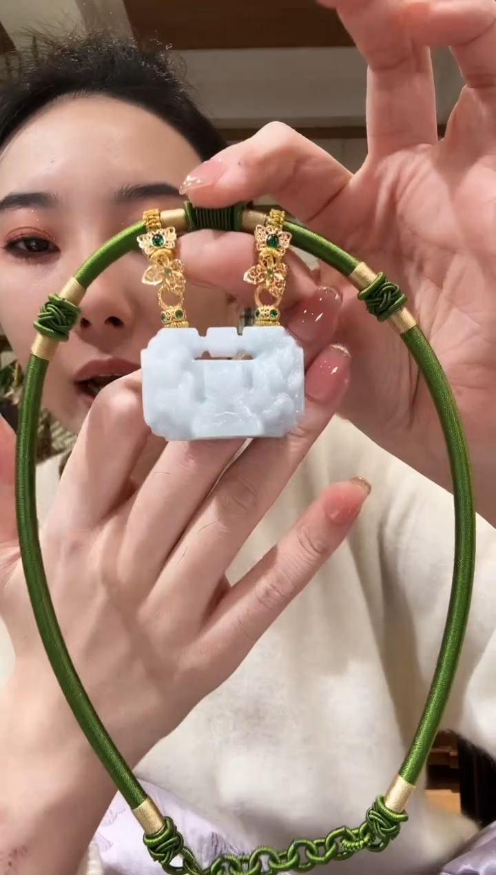 【闪购商品】翡翠颈饰未镶嵌国风