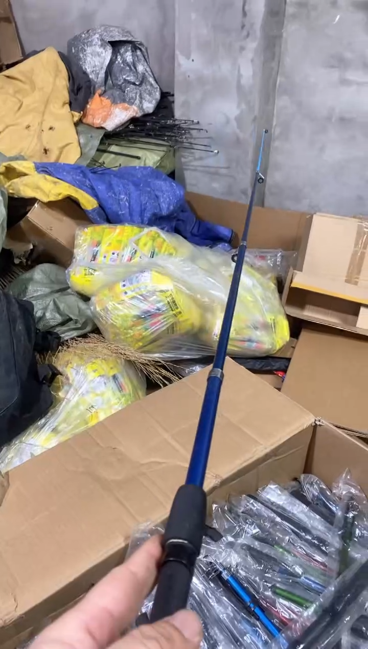 1.35小海竿三根颜色随机  