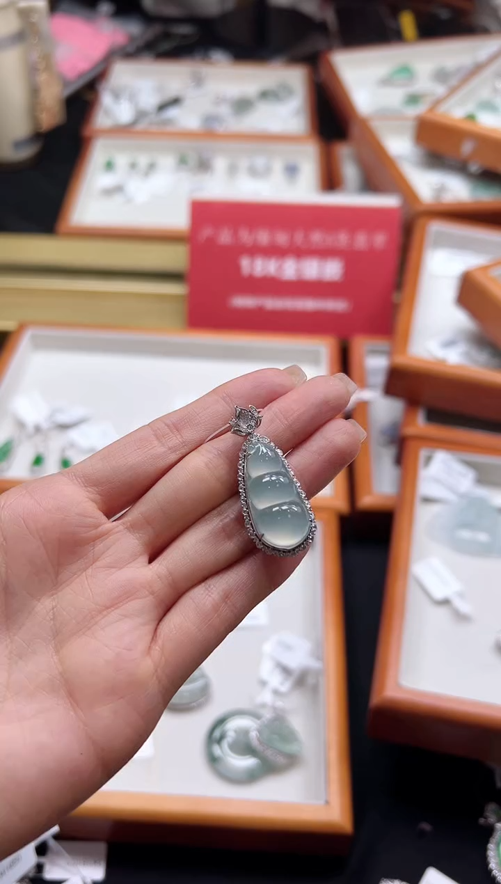 【闪购商品】翡翠颈饰18K金镶嵌DFZ0311-144