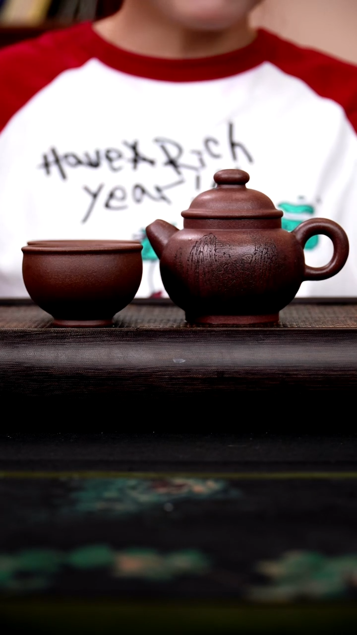 茶壶紫砂童稚 桃花泥 