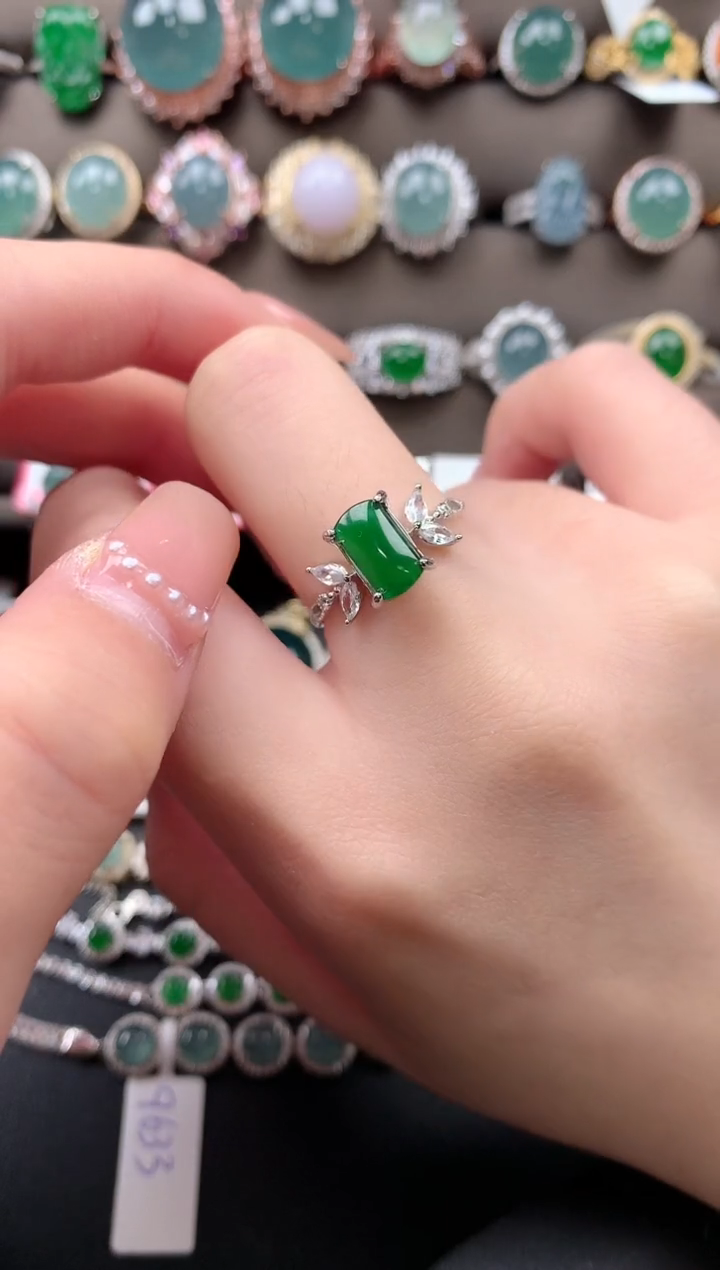 【闪购商品】翡翠戒指银S925镶嵌8734514