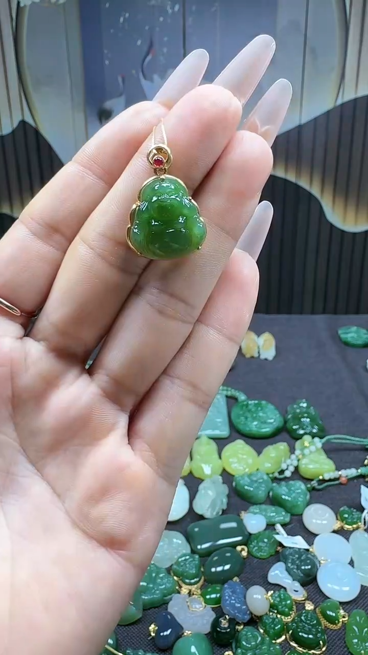 和田玉18K金镶嵌挂件1