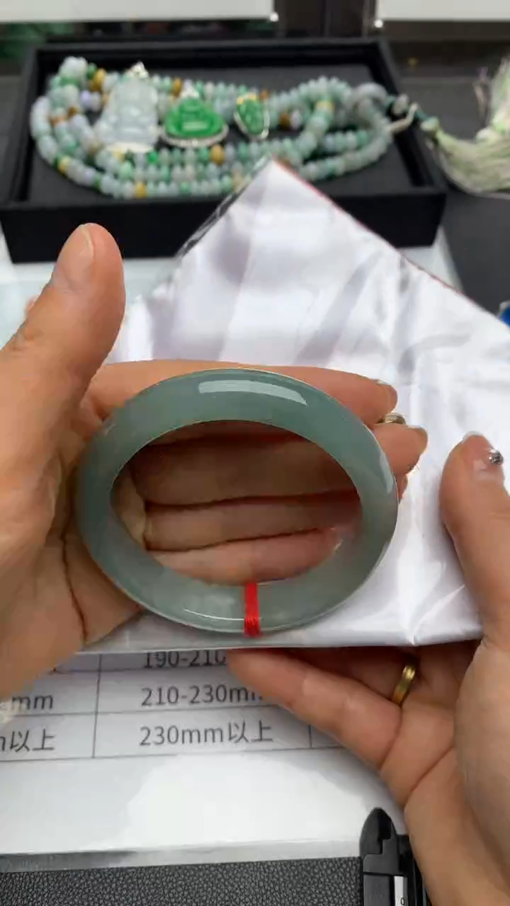 【闪购商品】翡翠手镯未镶嵌正圈56-58
