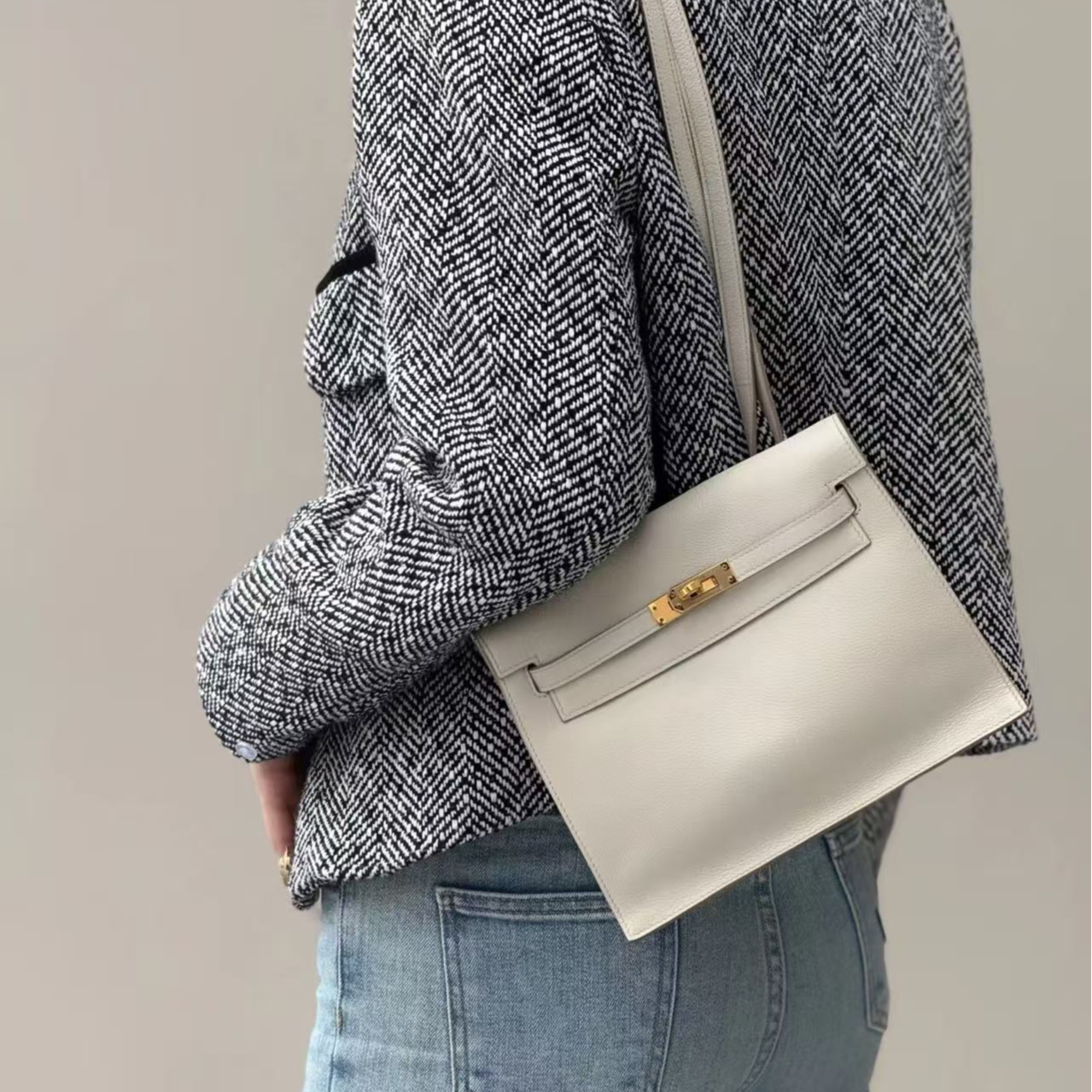 斜挎包时尚斜跨包荔枝纹手拎包百搭简约单肩