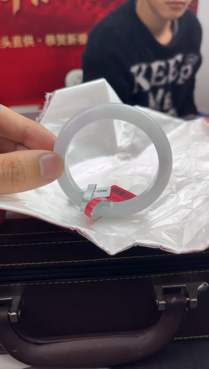 【闪购商品】翡翠手镯未镶嵌12翡翠手镯