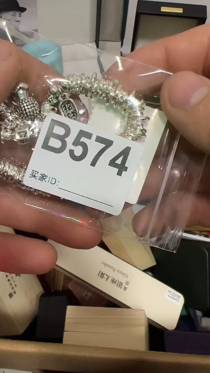 手工艺品琉璃大****?.。。。。。。574