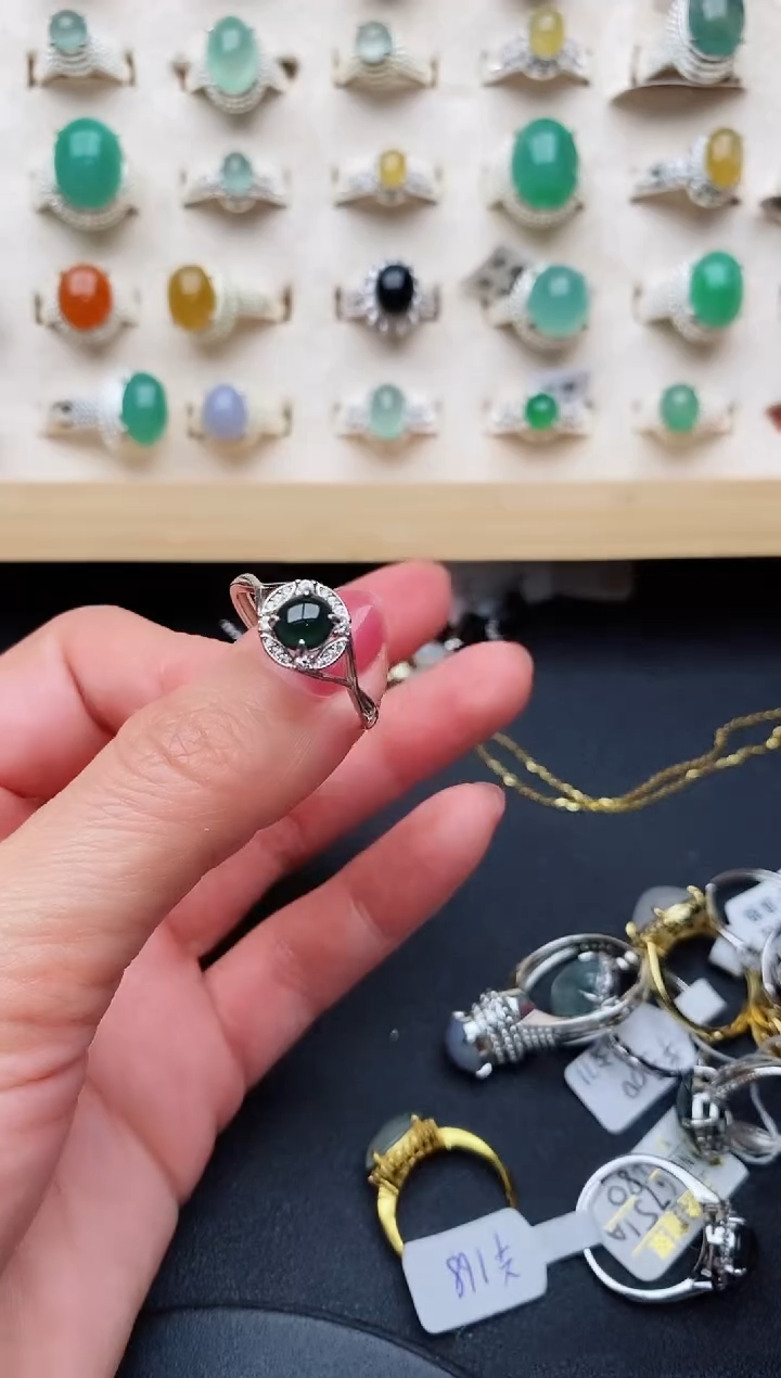 【闪购商品】翡翠戒指银S925镶嵌缅甸天然A货翡翠222   9-9