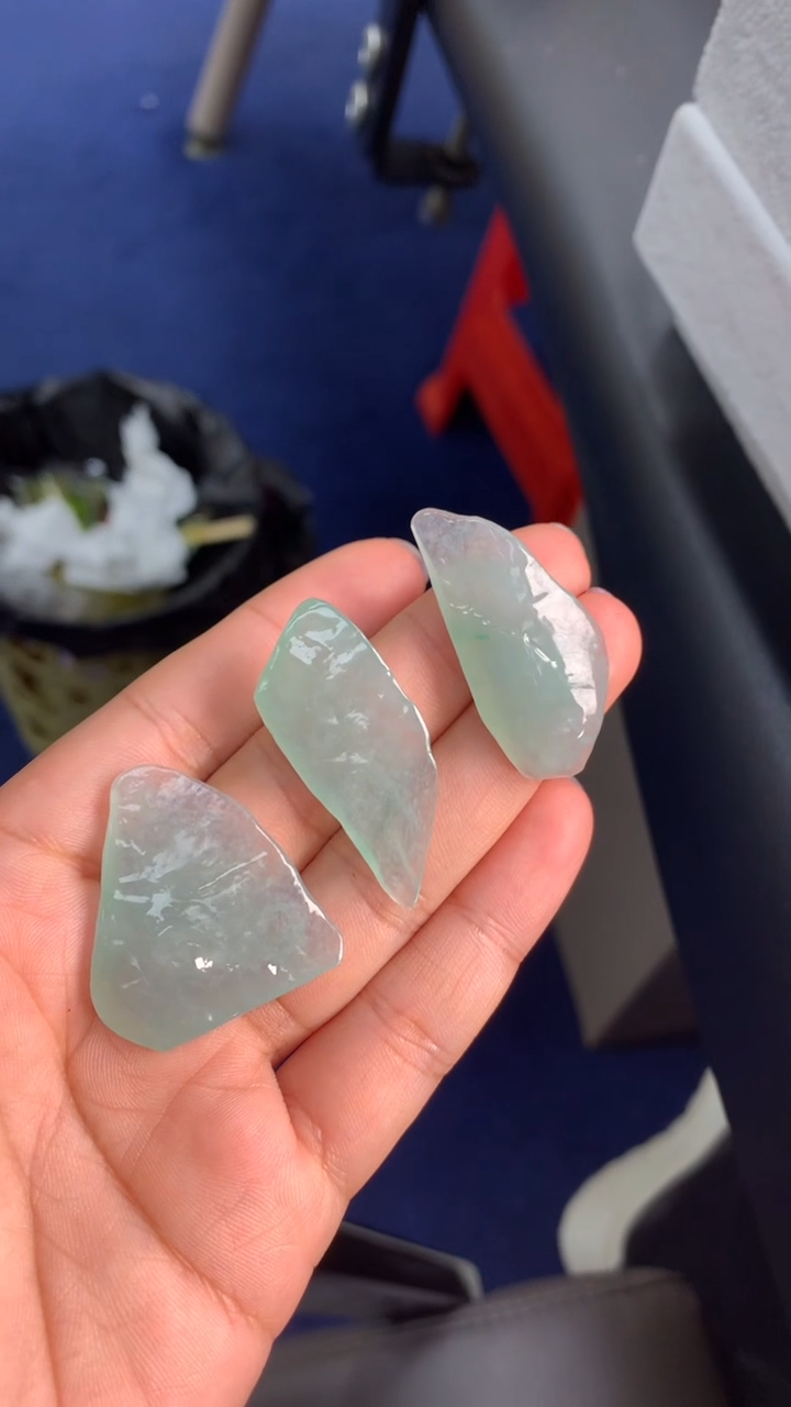 【闪购商品】定制翡翠未镶嵌多样性发货一手天空蓝