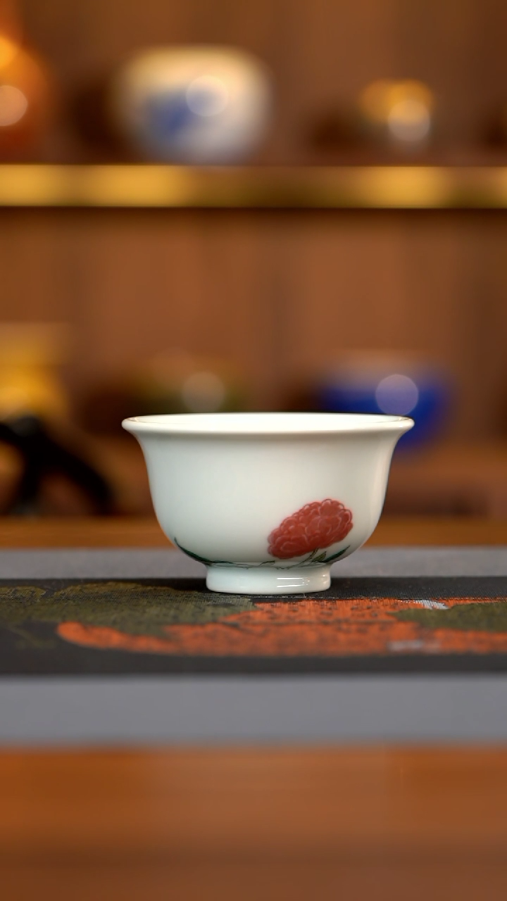 【闪购商品】盛古珍玩釉里红牡丹压手杯