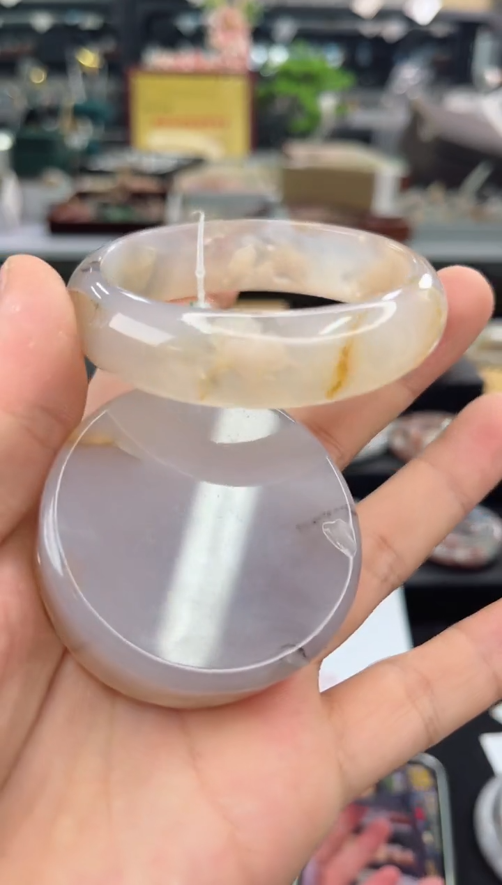 【闪购商品】石英质玉手镯未镶嵌55圈口（赠品镯心）36735