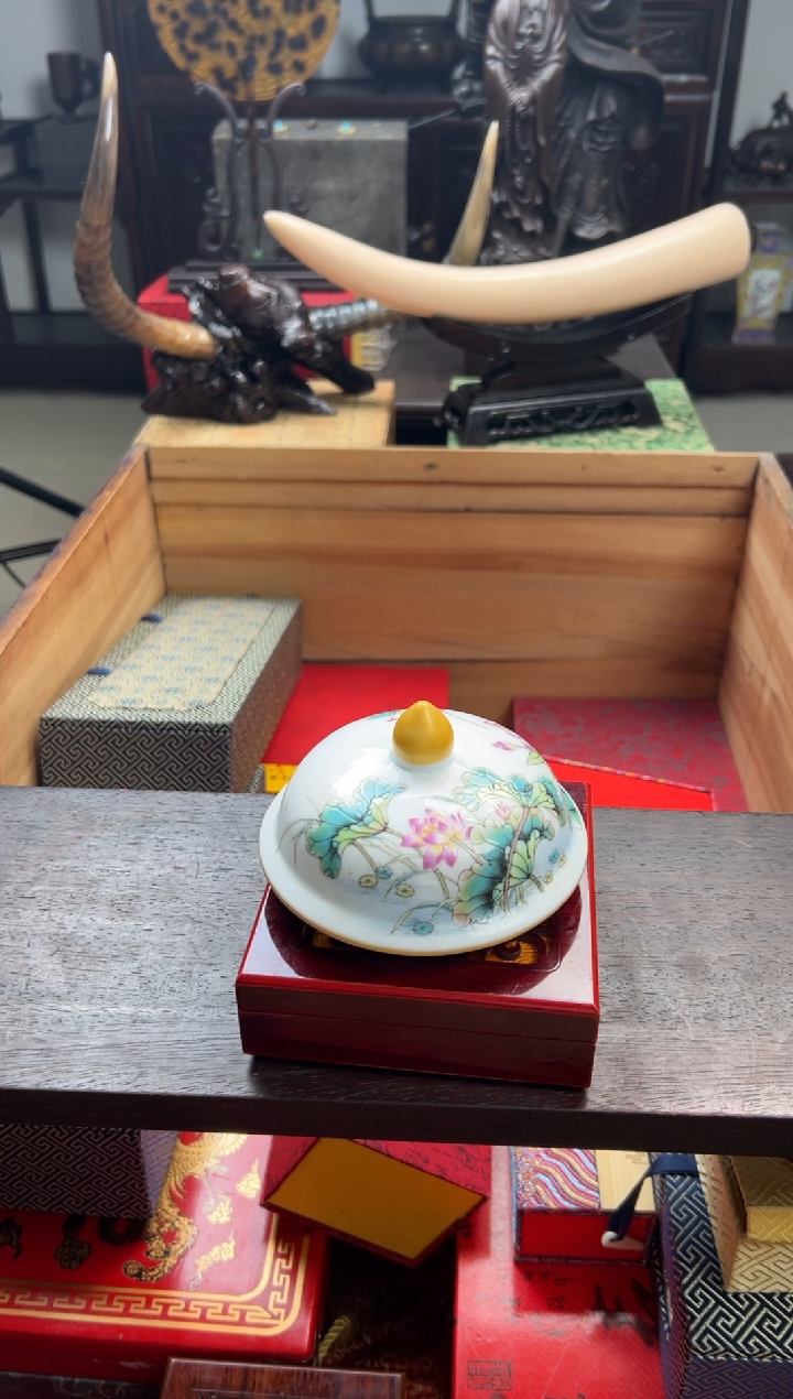 【闪购商品】瓷片——————————————一对