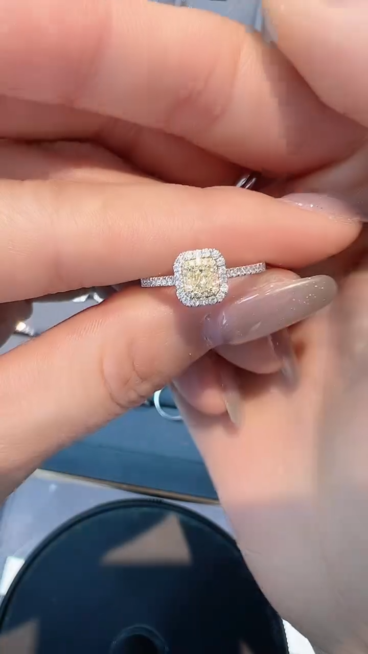 【闪购商品】钻石戒指/指环18K金镶嵌戒指