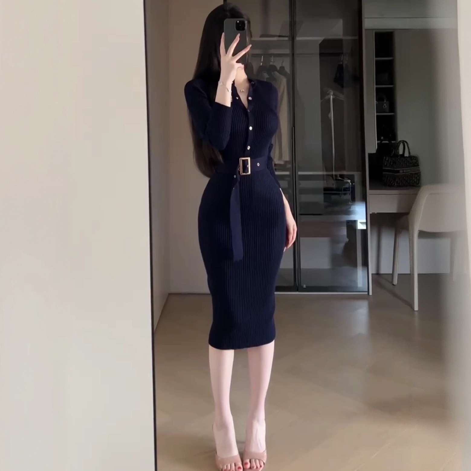 东大门chic*气质圆领长袖针织连衣裙2025秋季冬季新款修身送腰带