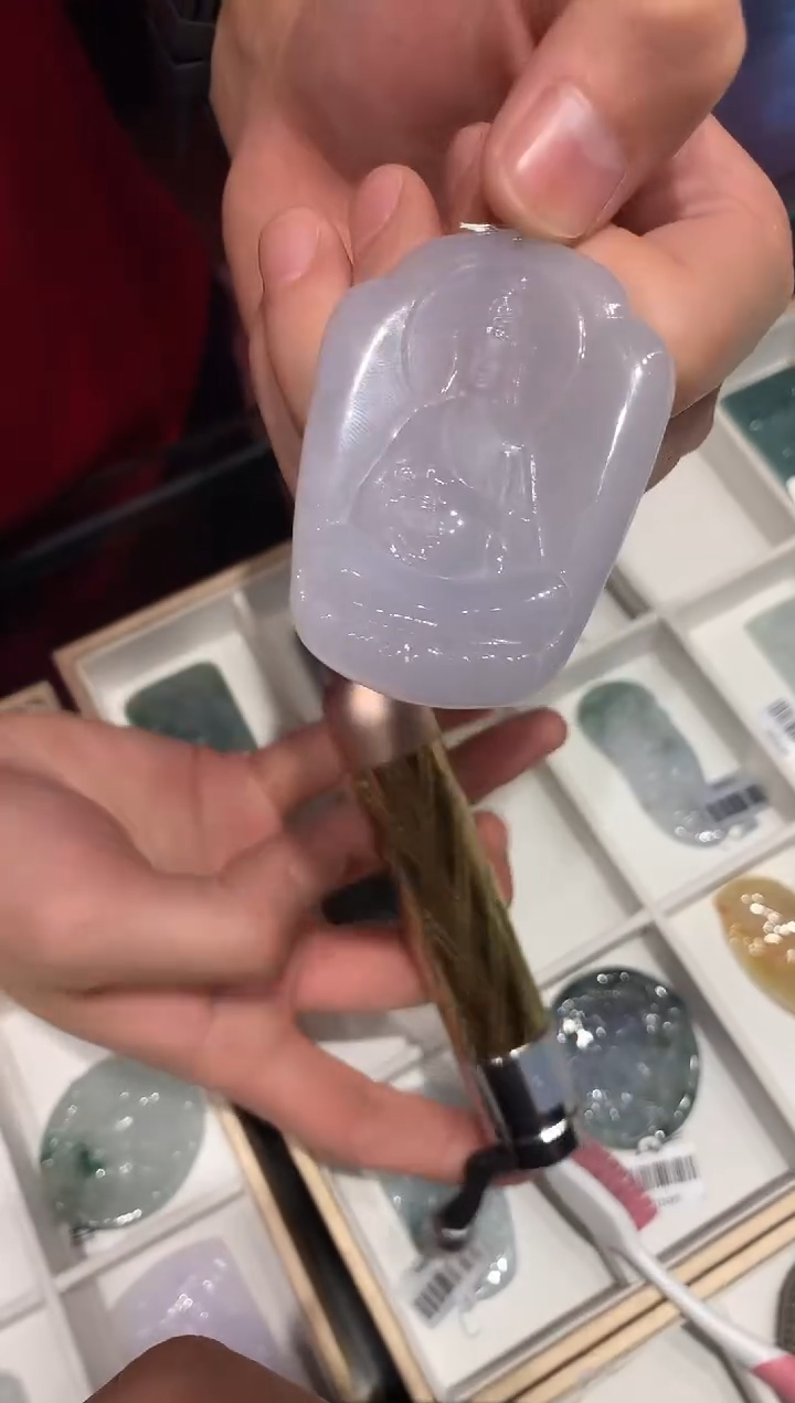 【闪购商品】翡翠未镶嵌颈饰6008662/888/多样性发/1件