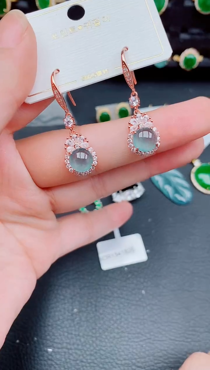 【闪购商品】翡翠耳饰银S925镶嵌天然a货翡翠385