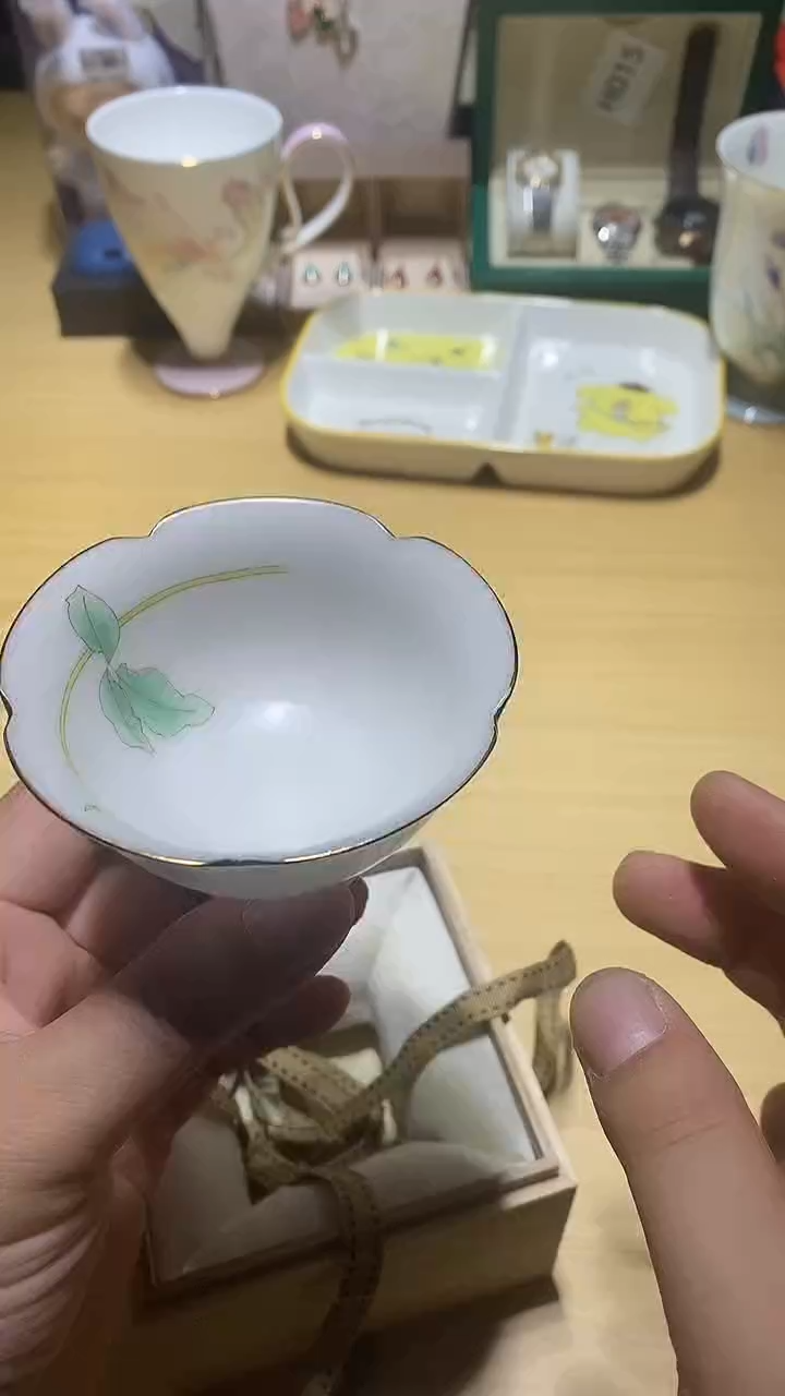 瓷片生活的本意就是开心@@1
