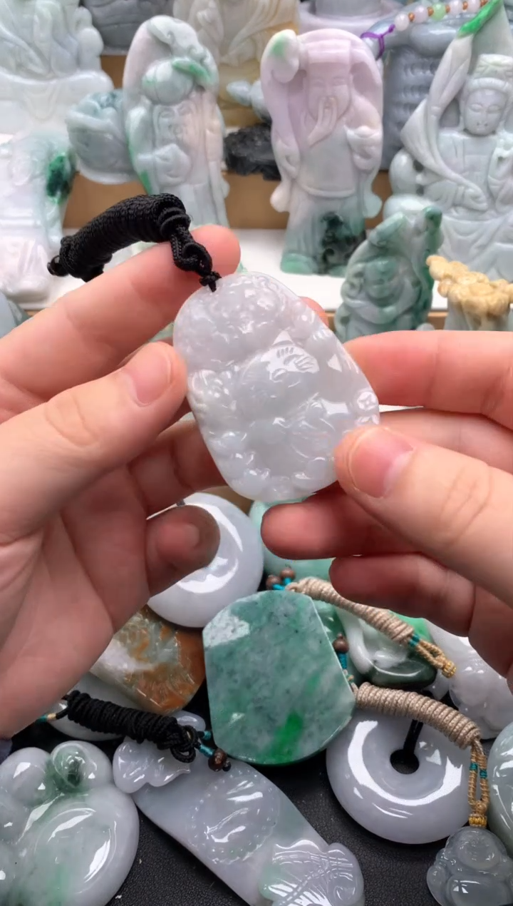 吊坠(不含链)未镶嵌翡翠1
