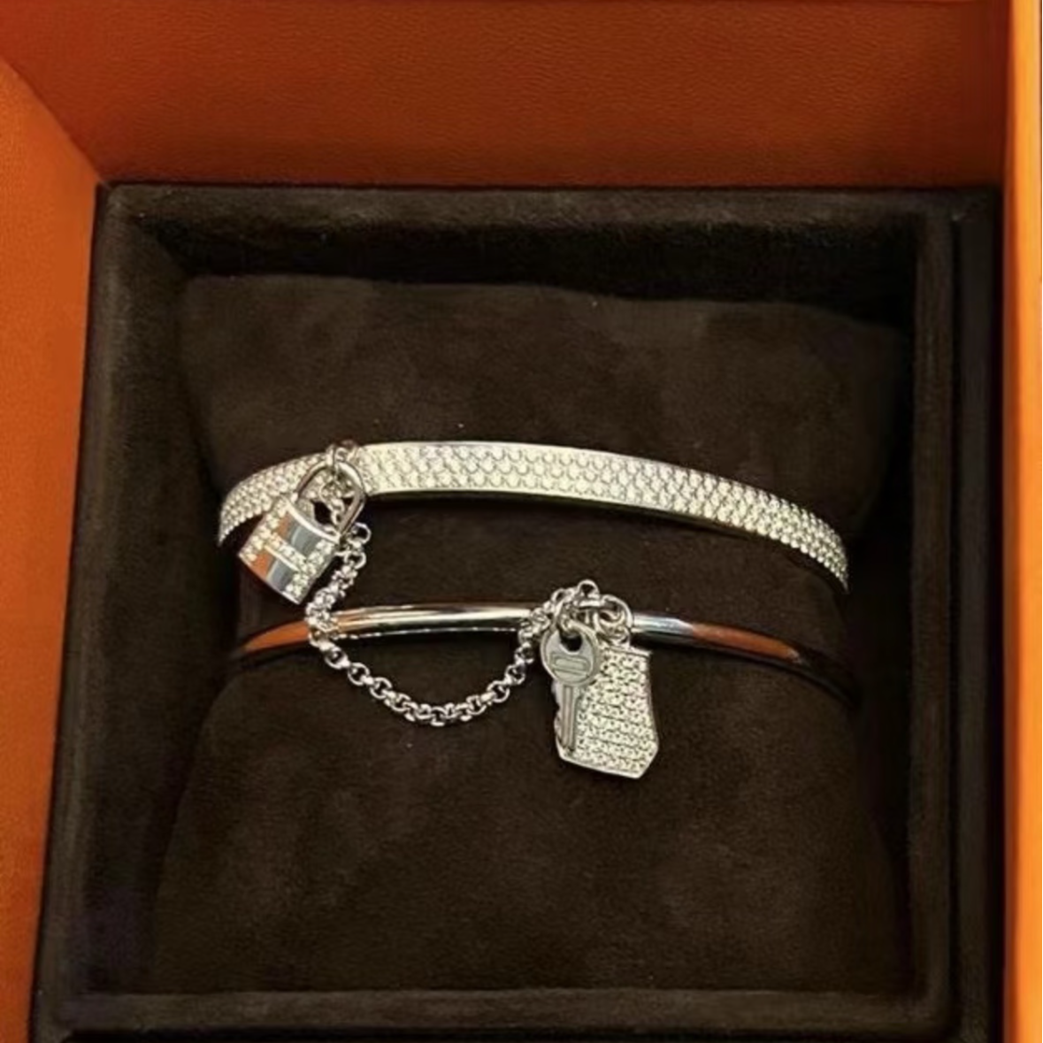 99新 Hermes/爱马仕 小花6欢 kelly 钥匙锁头钻石双层手镯 白金SH