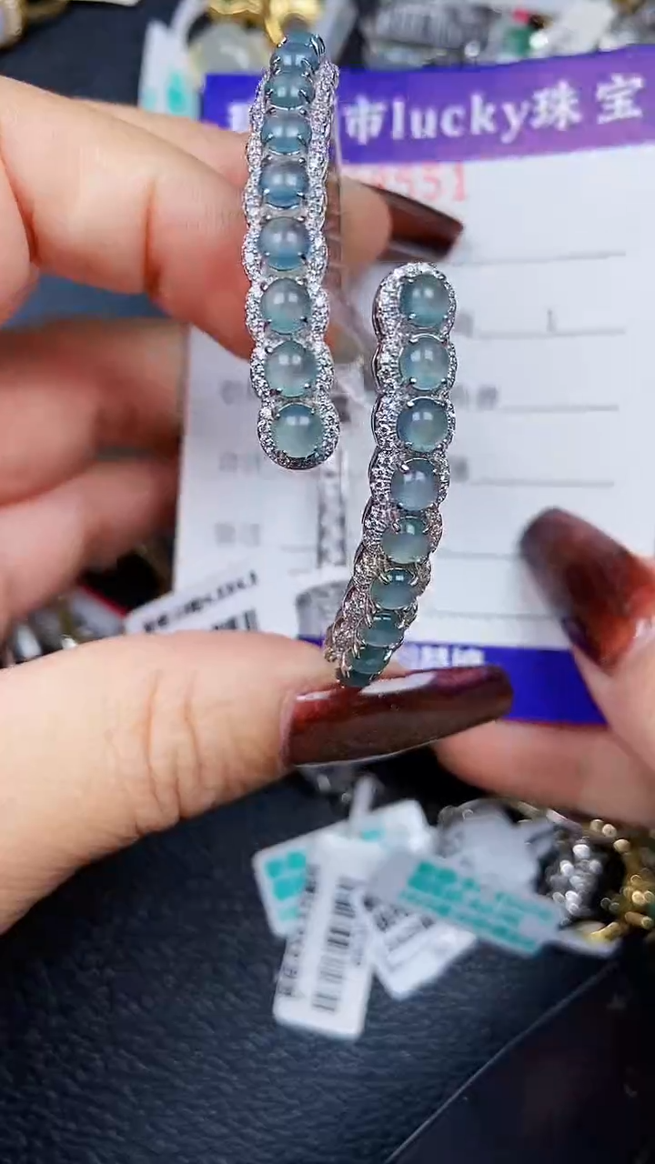 颈饰银S925镶嵌翡翠8551