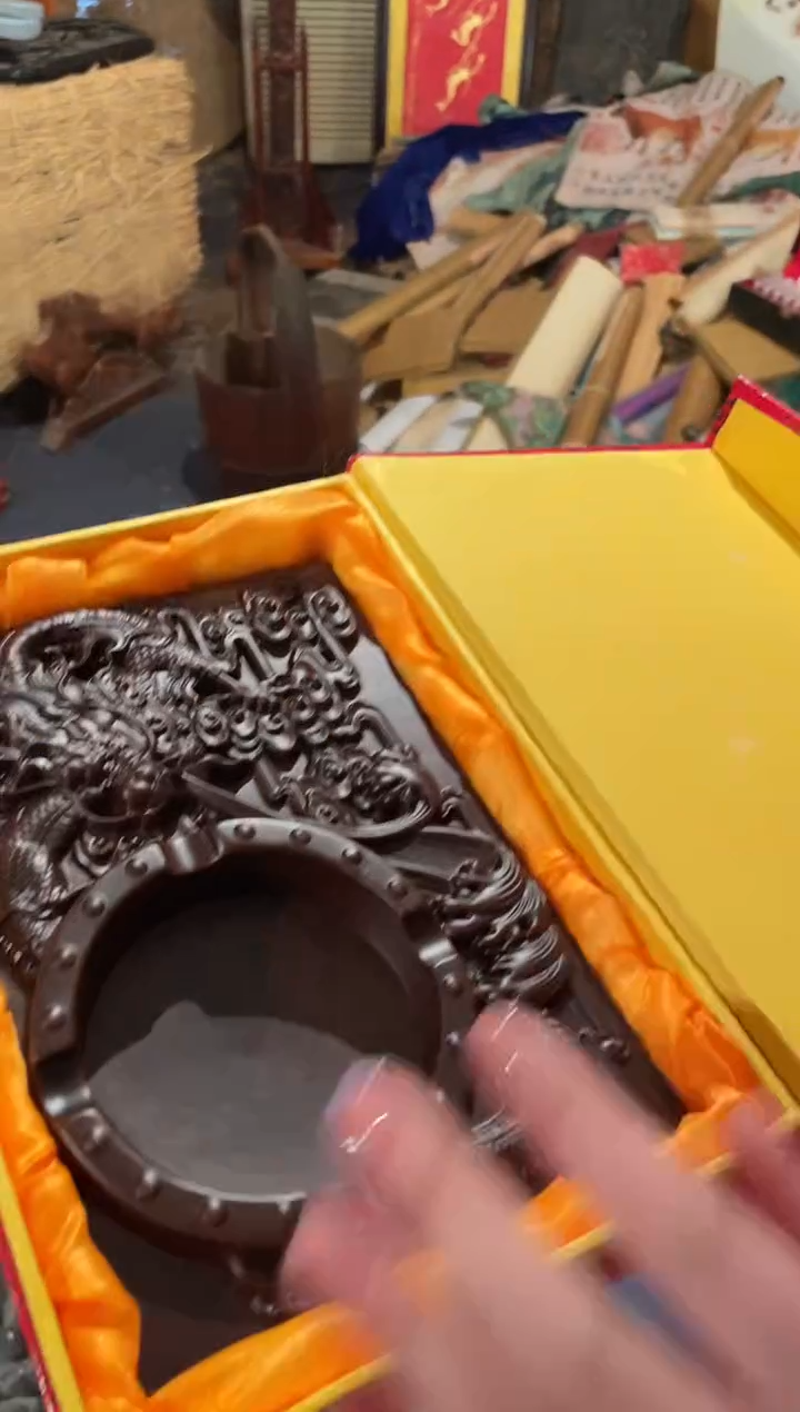 【闪购商品】一一一一一一龙烟缸
